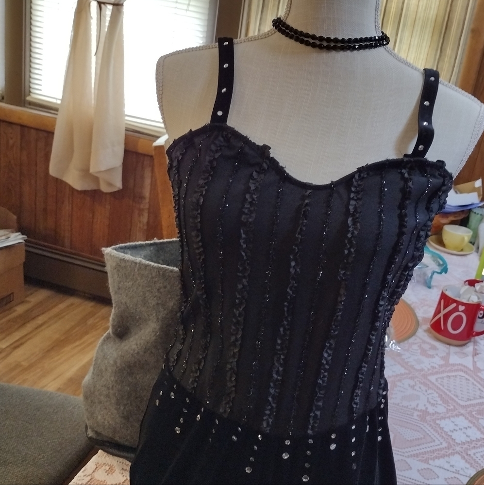 HOLIDAYS** Black Velvet w/ Studs*** Dance Unitard SZ S/ M Approx 5/6 s (no tag)